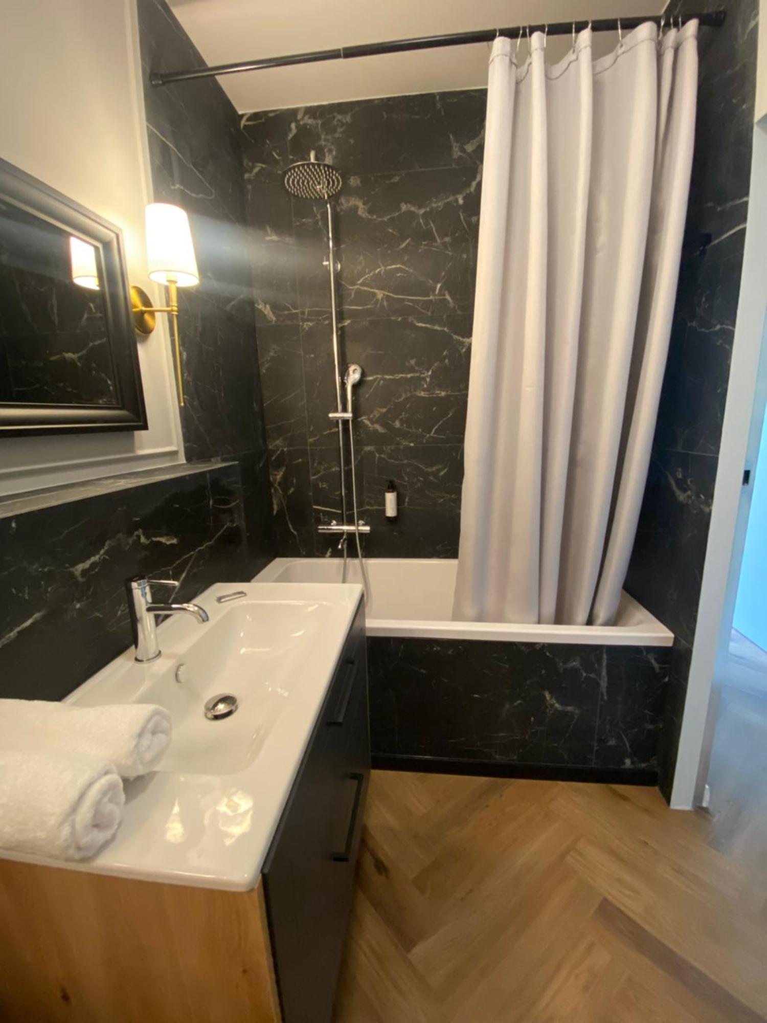 Natura Luxury Apartment Cracovia Exterior foto